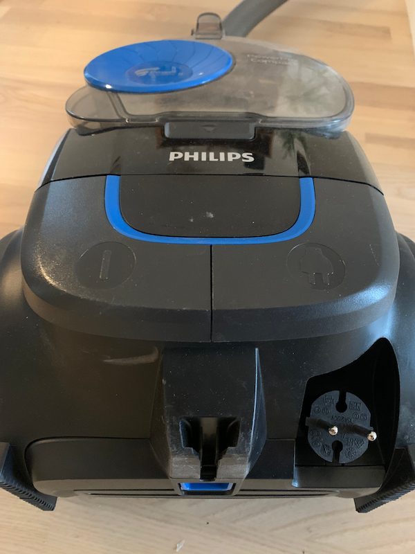 The 10 Best Bagless Vacuum Cleaners (July 2023) 24 Compared